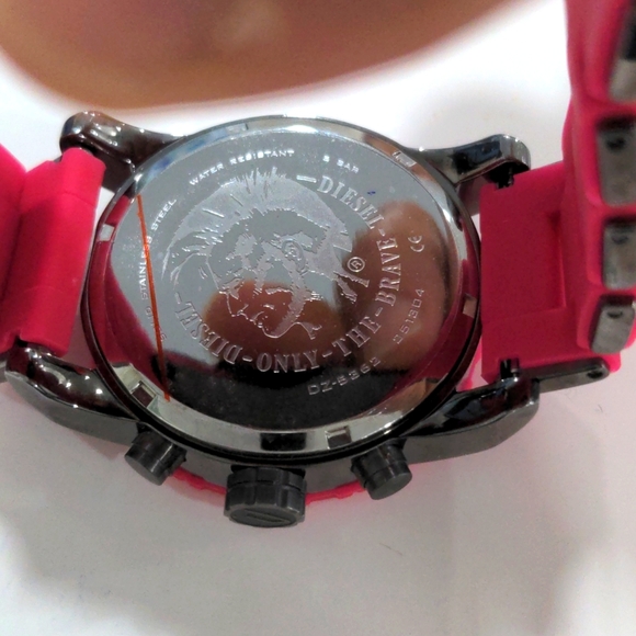 Diesel Watch DZ5362 Pink - Picture 3 of 3